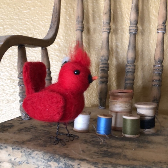 Handmade Needle Felted cardinal songbird - Picture 2 of 13